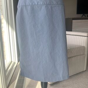 Banana Republic Size 10 Chambray Skirt in Perfect Condition